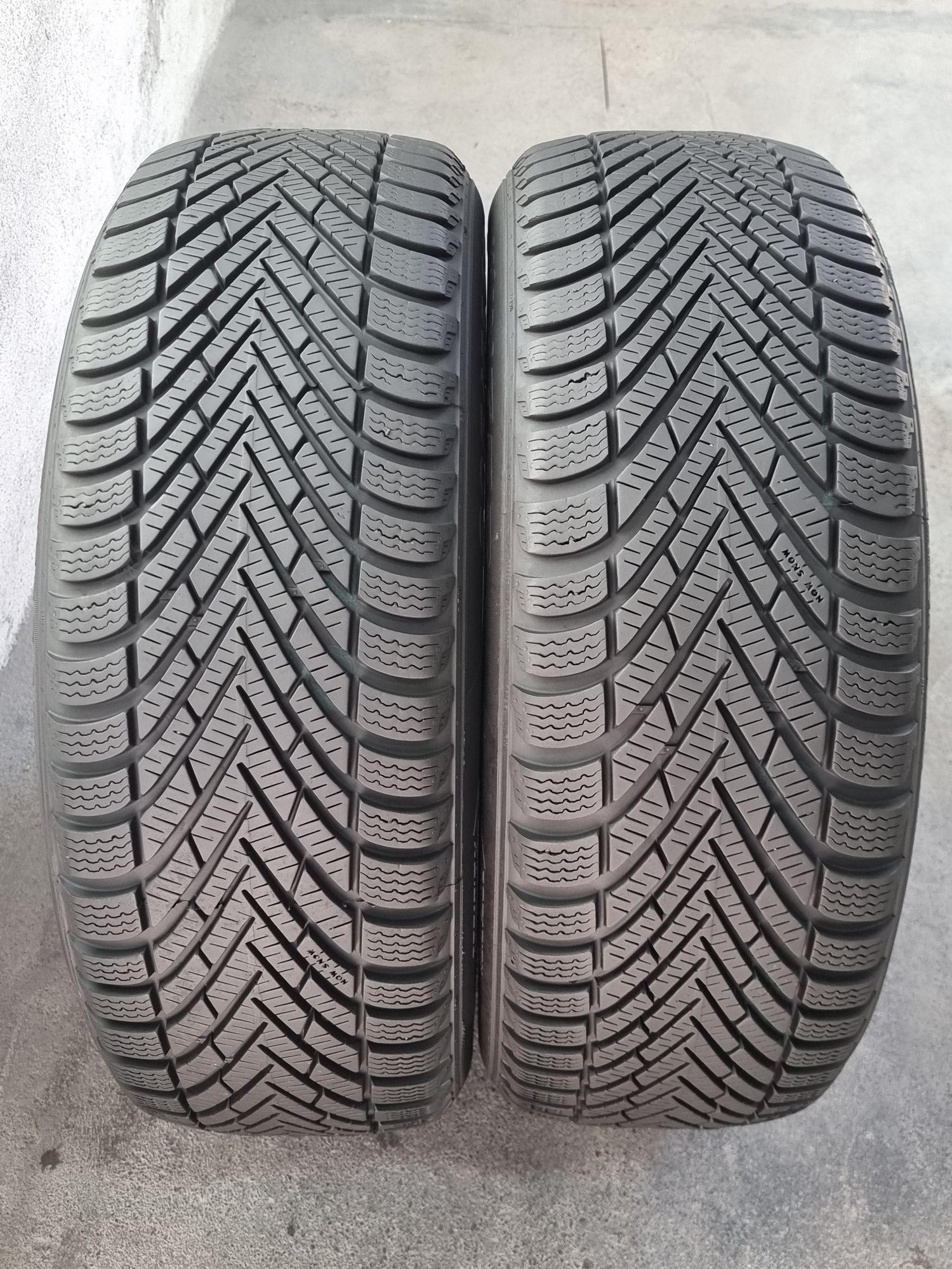 205/55/16 Pirelli 2Броя: 150лв 7.5мм