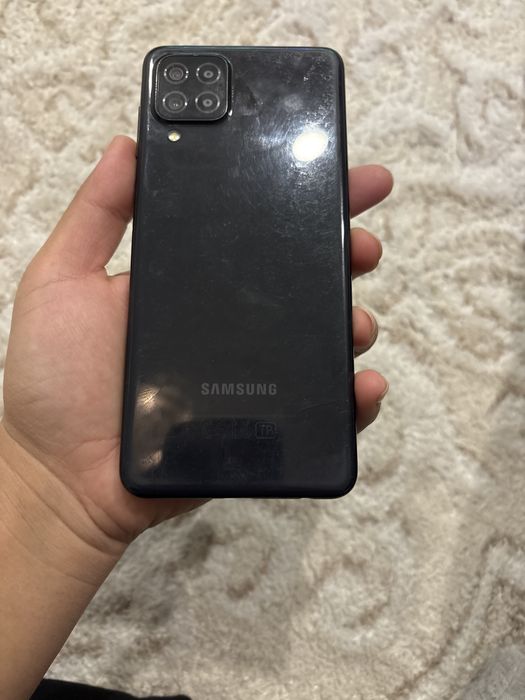 Телефон андройд продаю