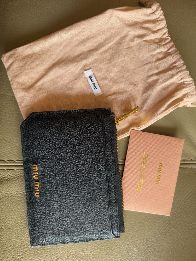 Дамско портмоне Miu Miu