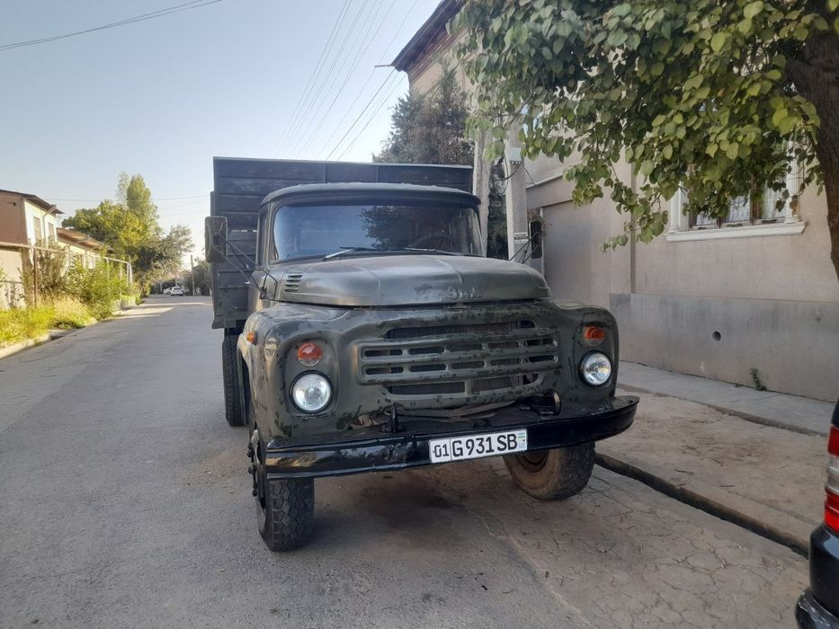 Zil sotiladi yoki obmen bor laboga