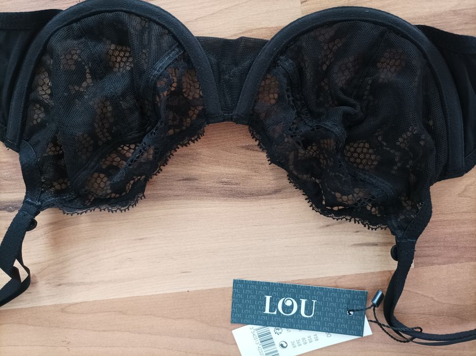 Lou Parish Chantelle 75B/ 80B луксозен сутиен