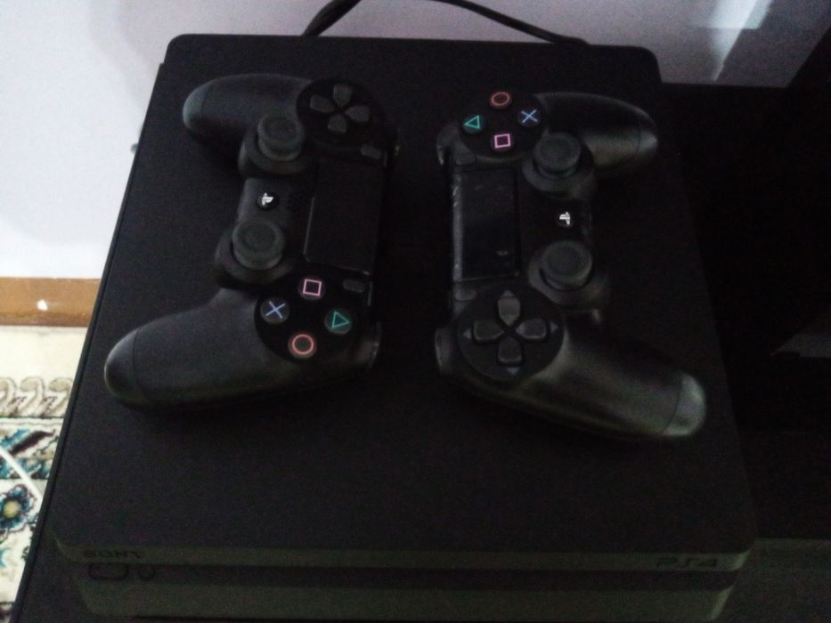 Продается playstation 4