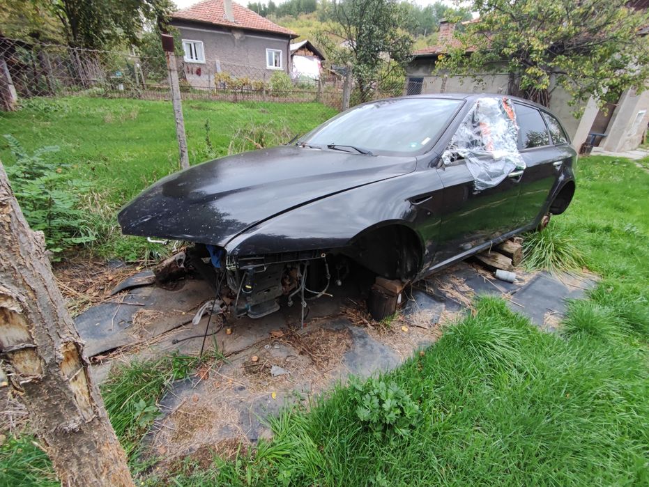 Alfa Romeo 159 Sportwagon 1.9JTDm 16v на части