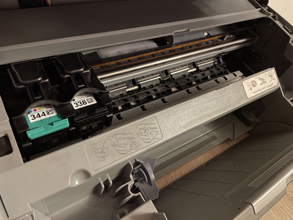 Imprimanta/Multifunctionala HP 1610 3 in 1