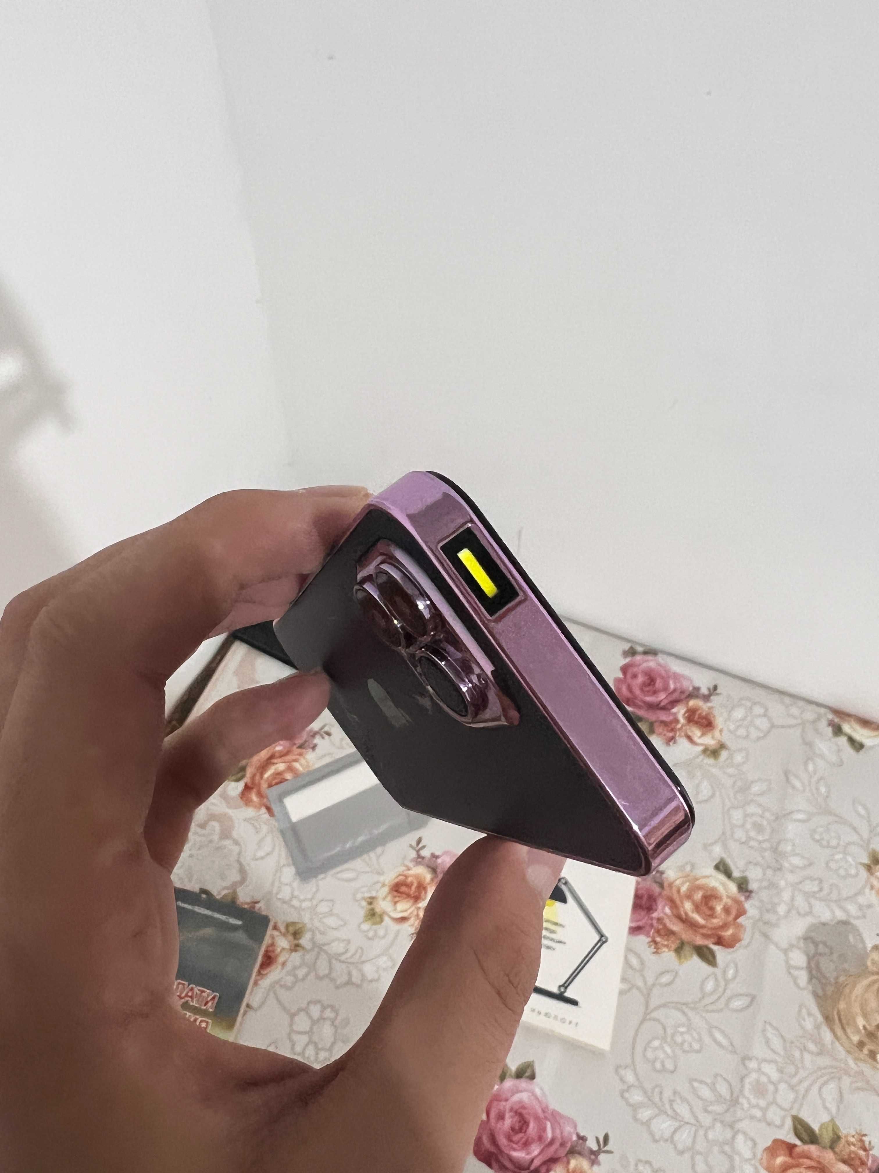 Mini Iphone Knopkalik Juda qulay telefon