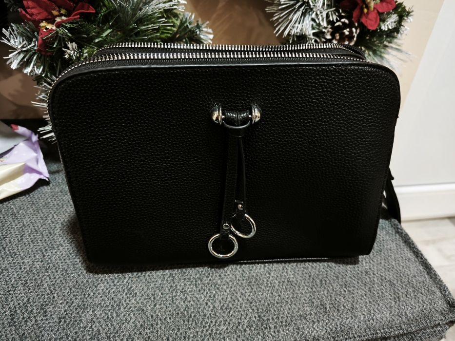 Дамска чанта черна