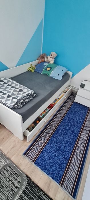 Se vinde în stare buna