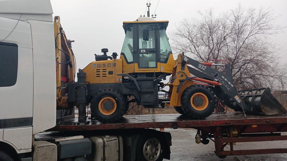 Продам экскаватор погрузчик