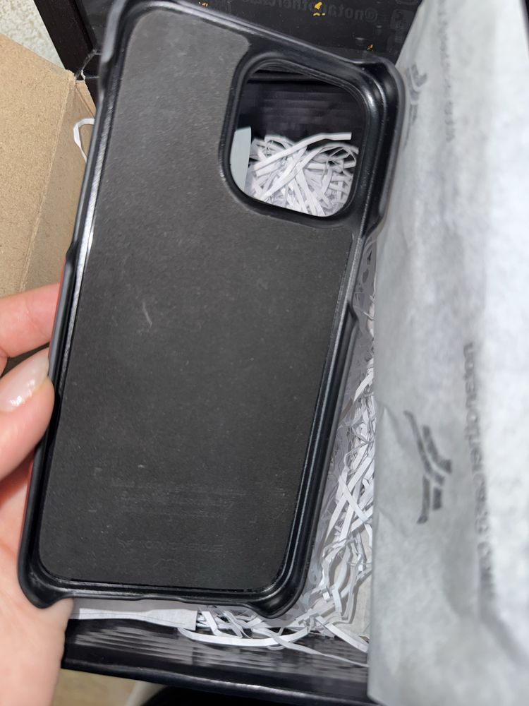 Чехлы для 15 pro и 15 max