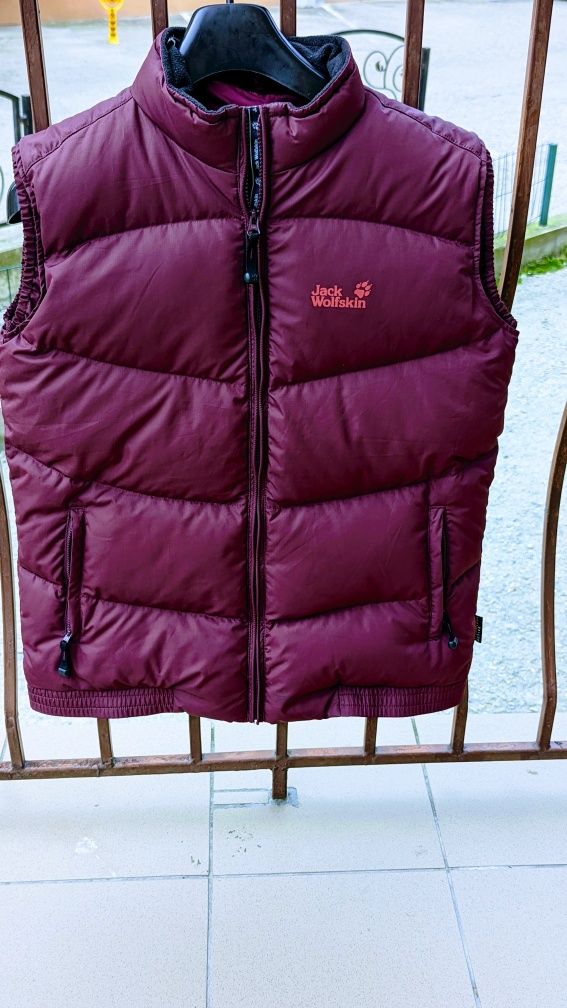 Preț fix,Vesta cu puf Jack Wolfskin Waterproof M