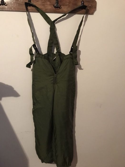 Vand pantaloni termici parasutisti
