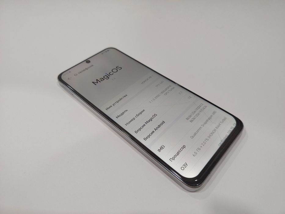 Продаётся смартфон Honor X8 128GB 6RAM smart food sotiladi. ni