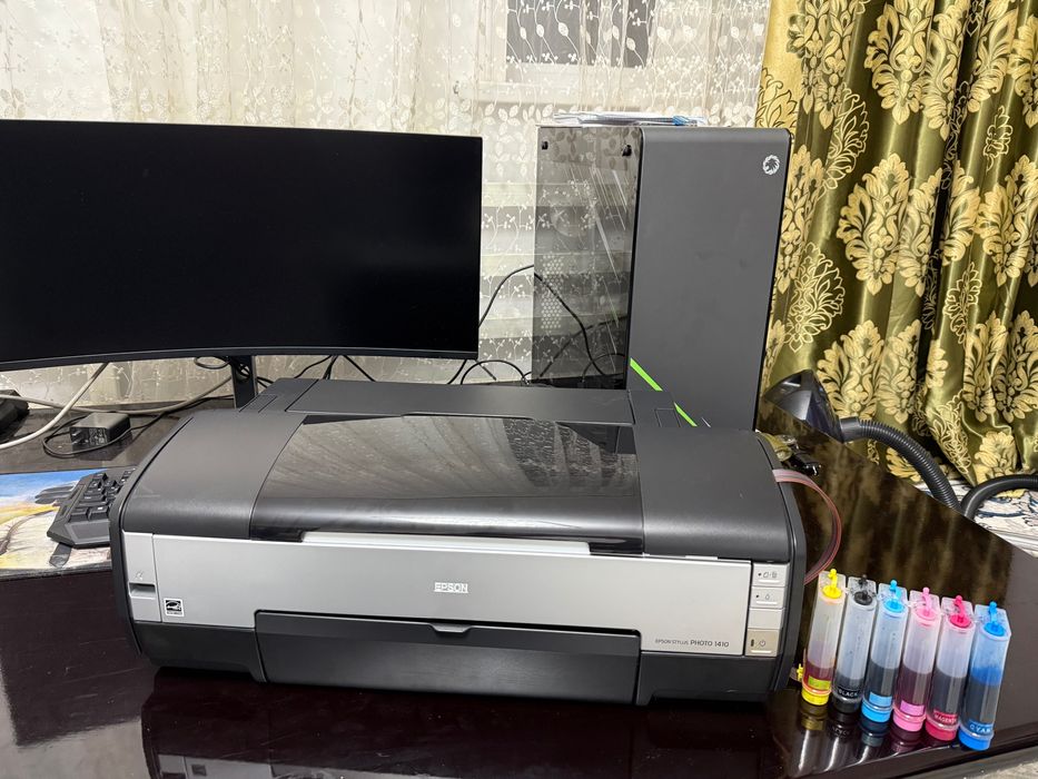 Epson 1410 Rangli A3 Farmat Printer Xolati Tiniq Aybi Yo’q Srochno
