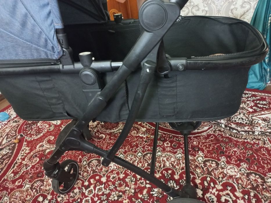 Yangi kalaska sotiladi
