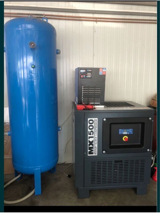 Vand compresor cu surub