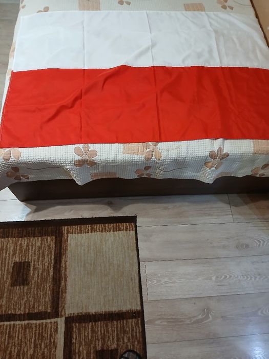 Продавам знамена