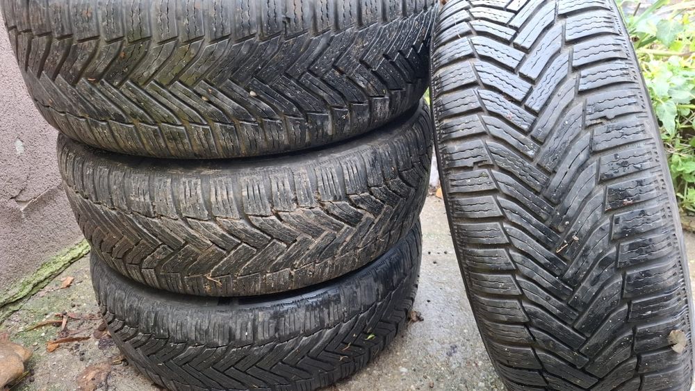Vând jante tabla stare buna bmw 5x120 205/55 R16 Negociabil