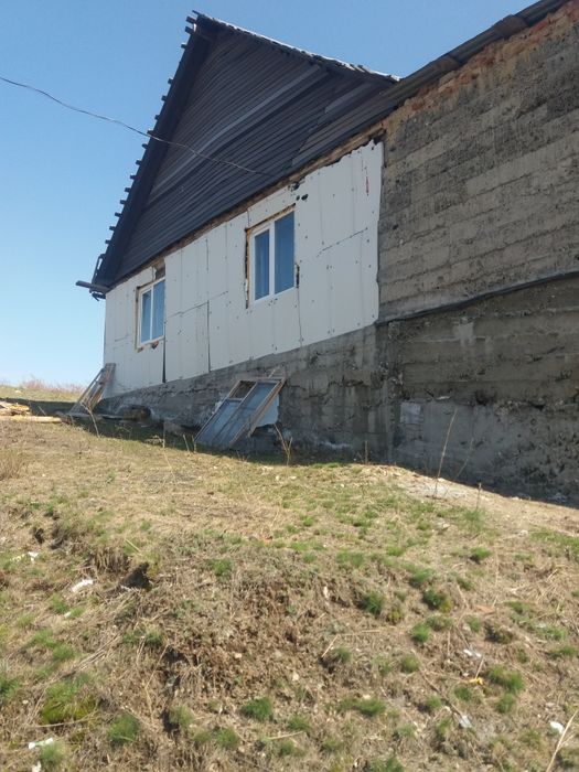 Срочно продаётся в посёлке Красина