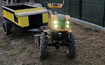 Motocultor 4x4 cu remorca