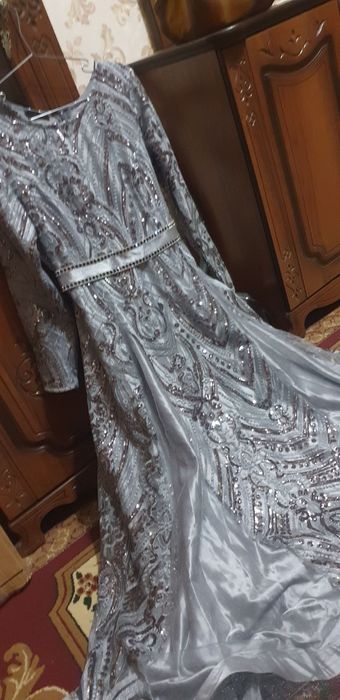 Toʻy va marosimlar uchun koylag razmeri 48