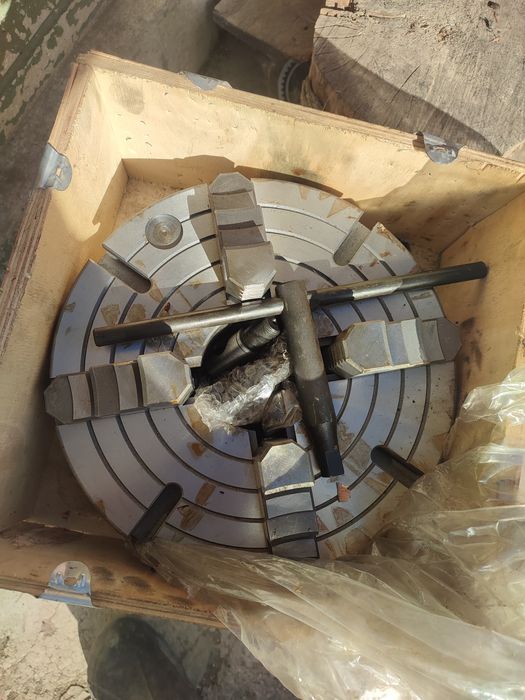 Vând mandrina strung