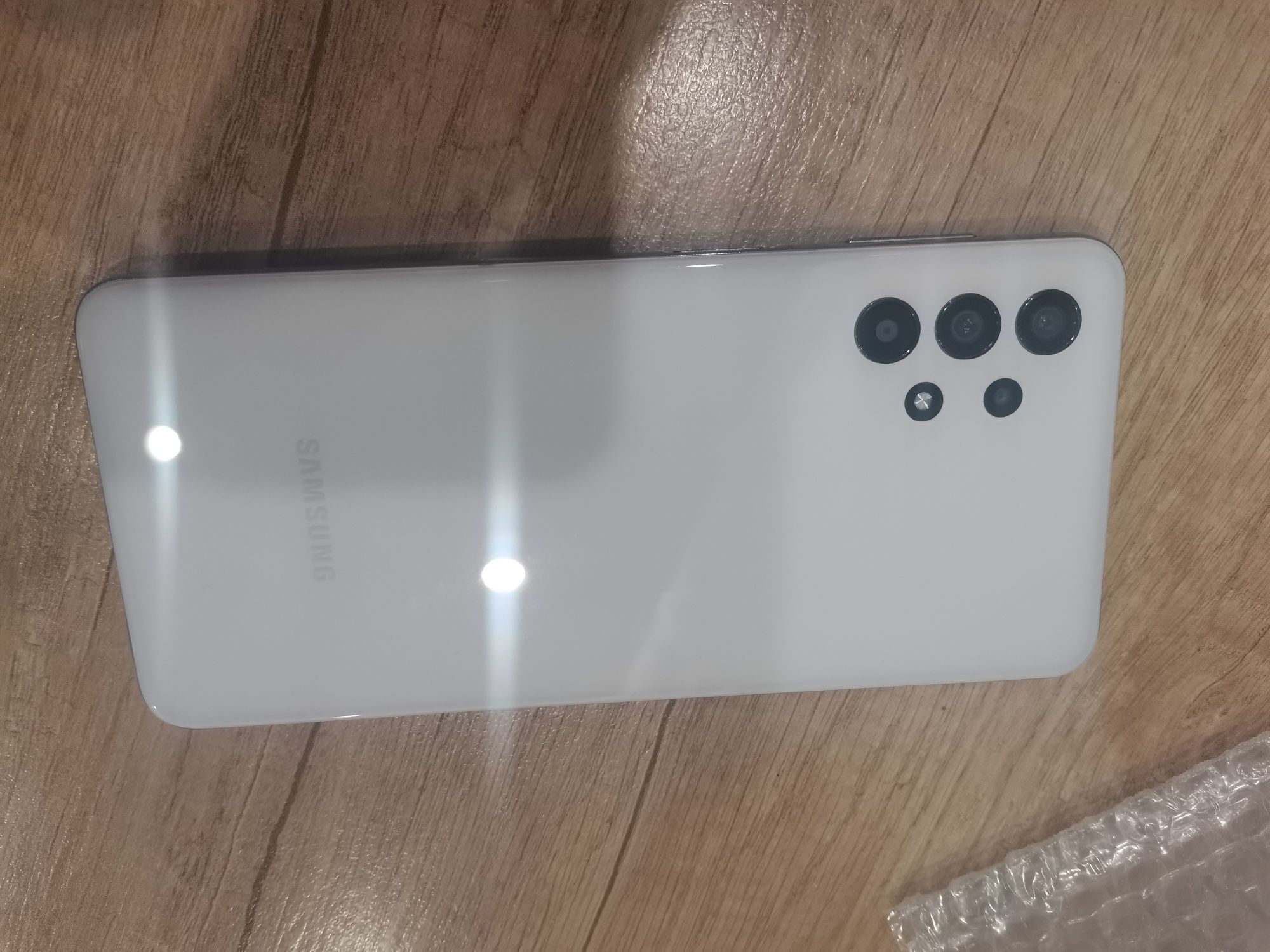 Samsung A32 5G бял