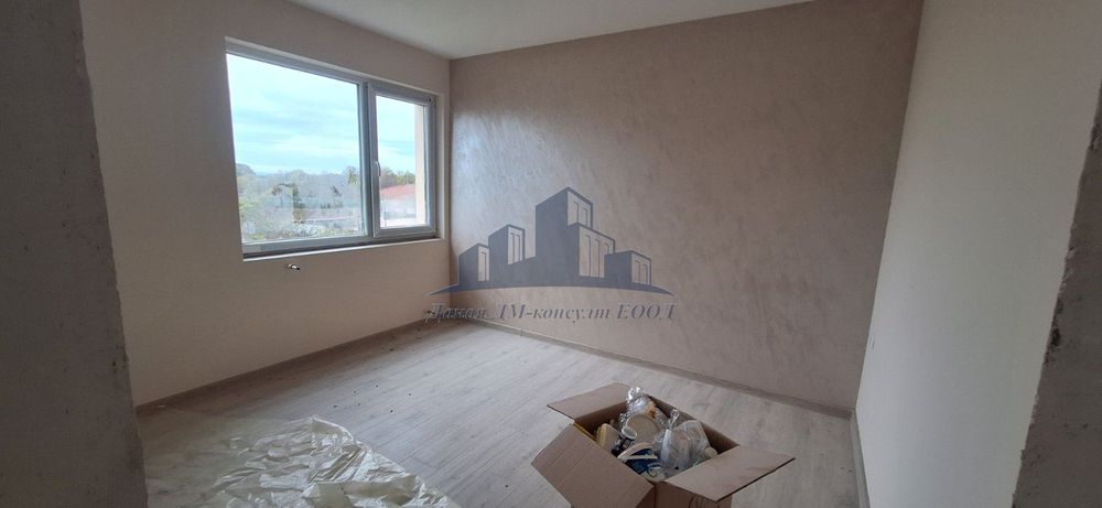 Продава се Тристаен апартамент в Шумен, Пазара - 101 кв.м за 1793 €/кв.м - Снимка #2