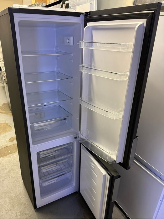 Combina frigorifica Schneider SCB250B