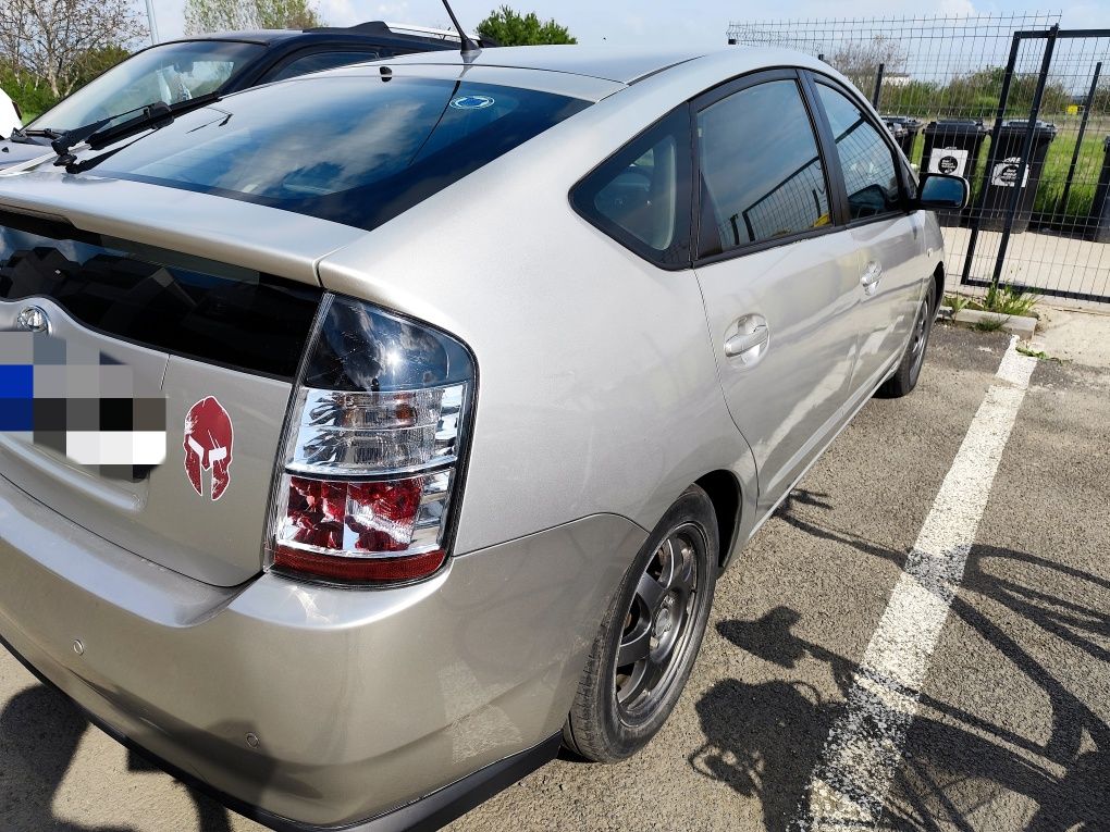 Toyota Prius 2 Se vinde