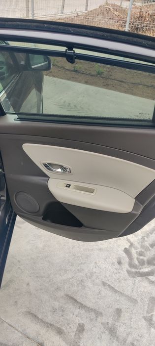 Renault fluence 2013 automată