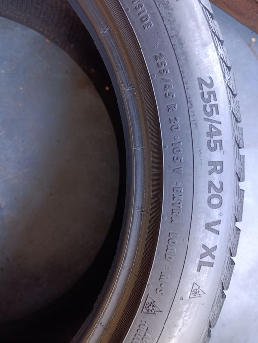 Anvelope de iarnă 255 45 20 Continental Runflat