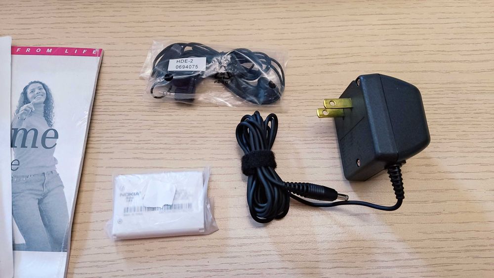 Nokia 3595 - Пълен комплект / ЧИСТО НОВ