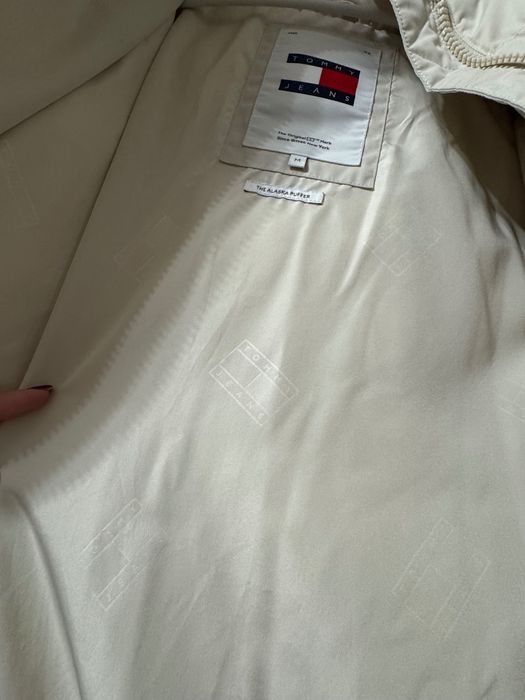 Зимно дамско  яке Tommy Jeans