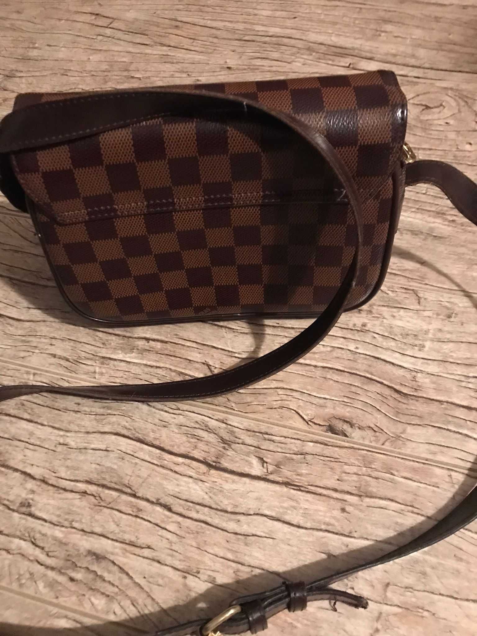 Geanta Louis Vuitton