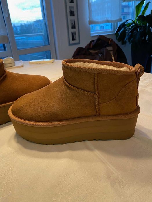 UGG Дамски Боти платформа