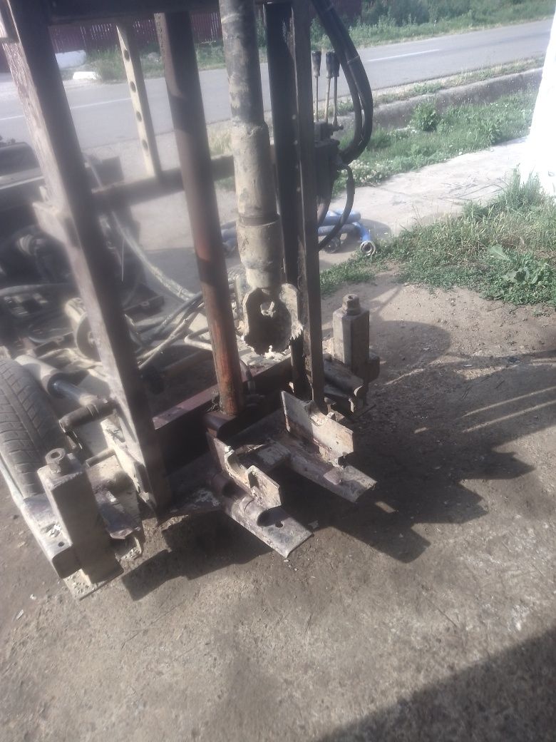 Vind mașina forat puturi