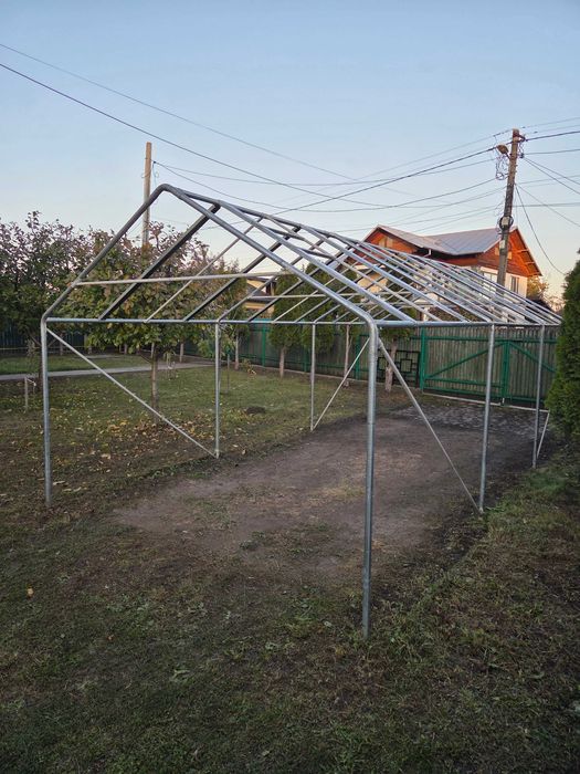 Constructie metalica pentru: sera, garaj, cort, etc