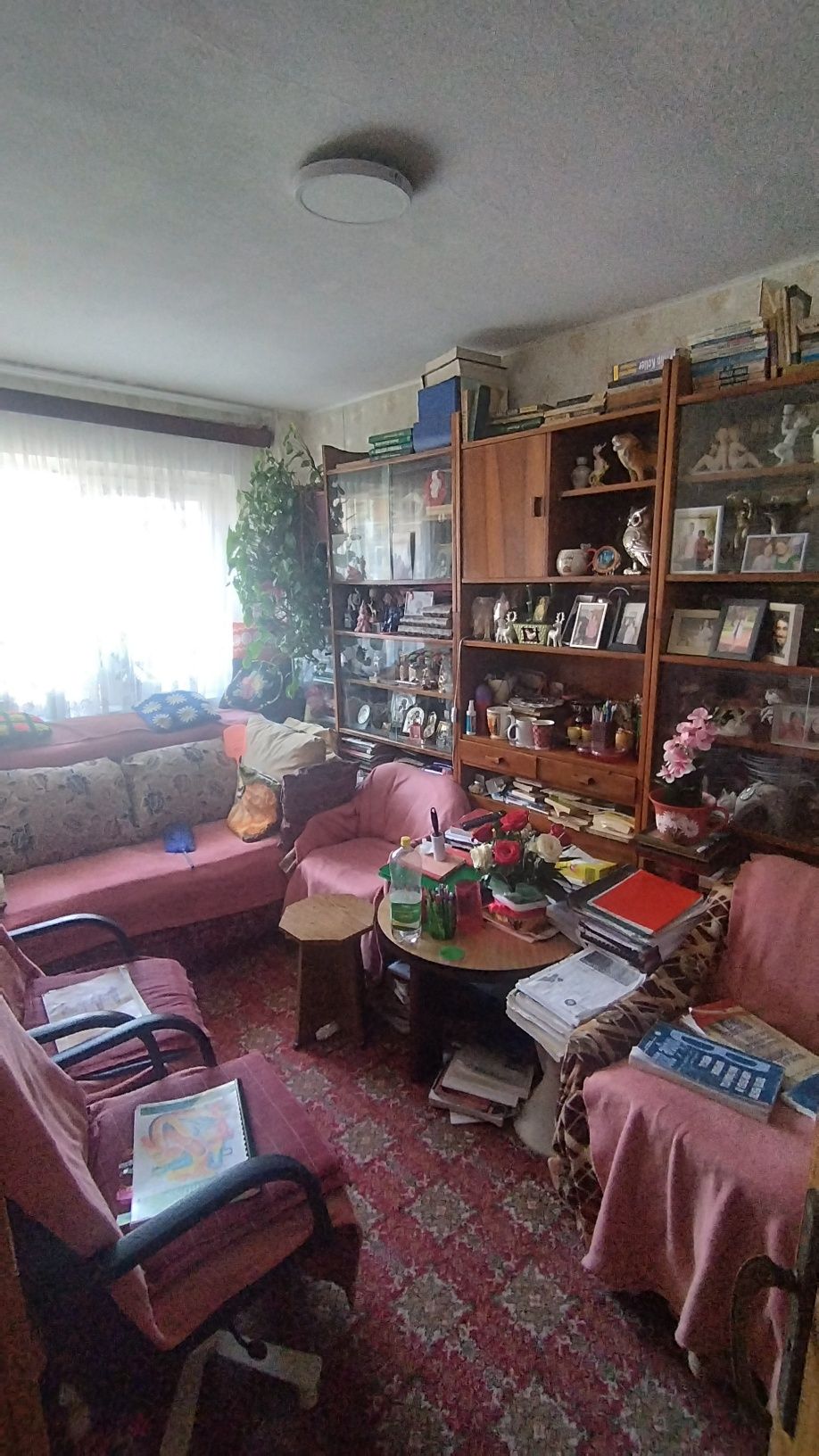 Vând apartament 4 camere Plopilor