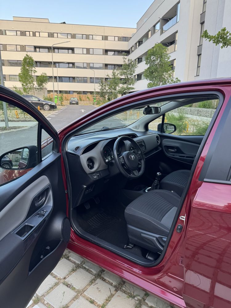Toyota Yaris 1.5 VVT-IE 2017 90.000KM Proprietar de nouă