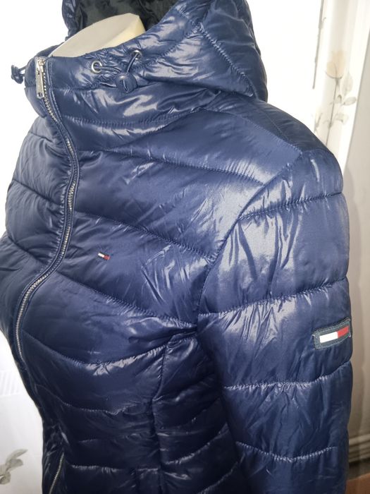 Geaca Tommy Hilfiger de dama,marime XS.