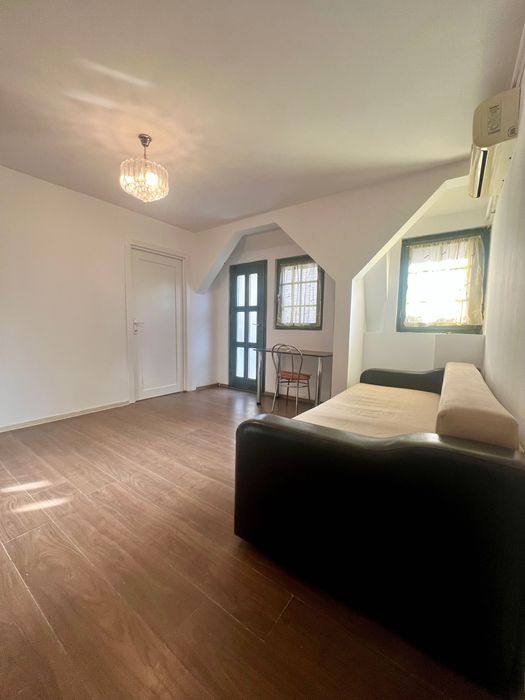 Medias 3 camere – Central – Terasă 15 m² – Parcare inclusă