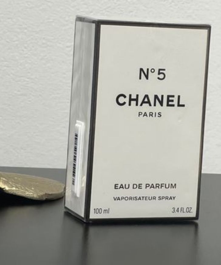 Parfum Chanel N5 / Chanel Mademoiselle Paris