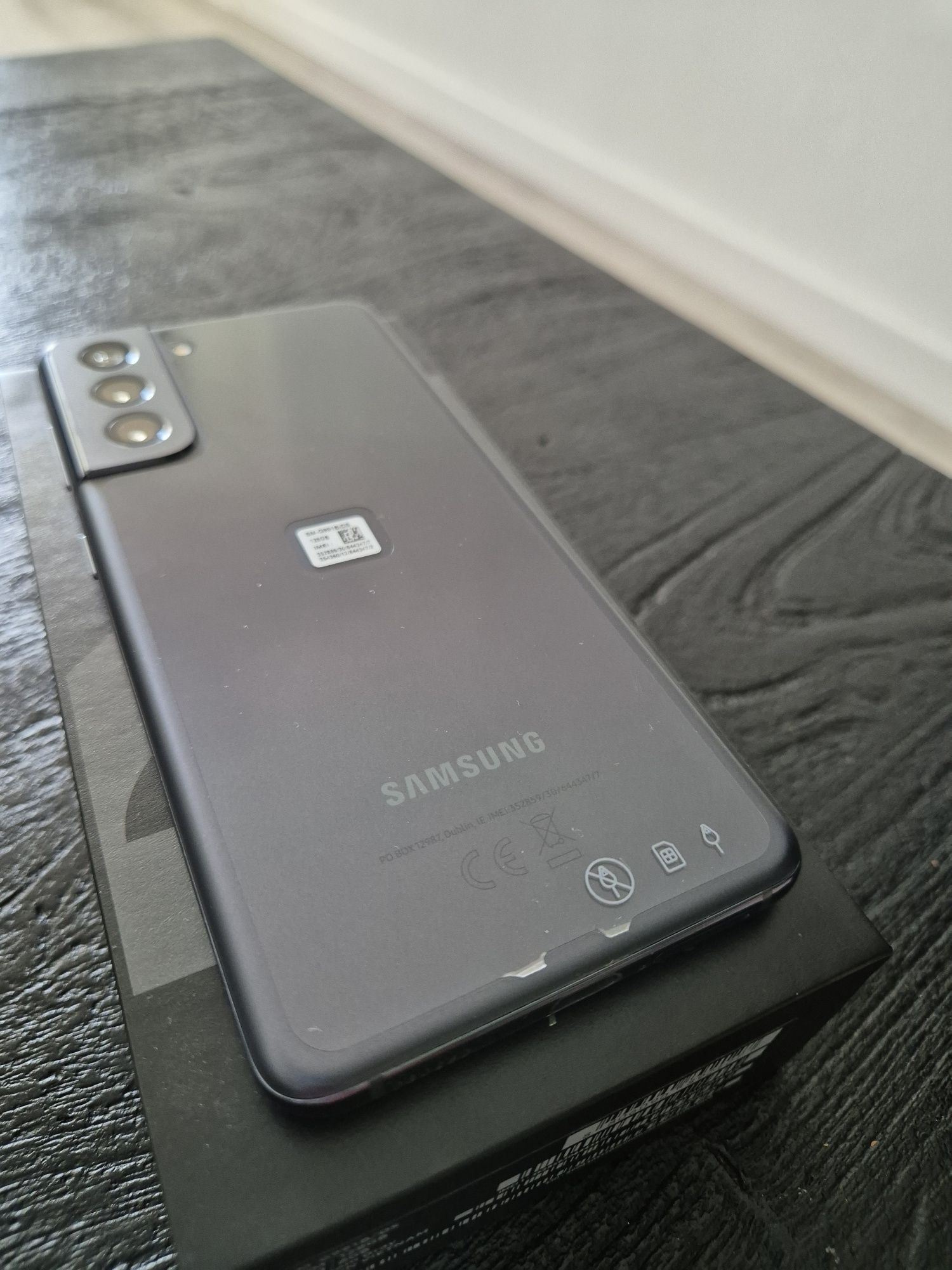 Samsung Galaxy S21 5G Gray