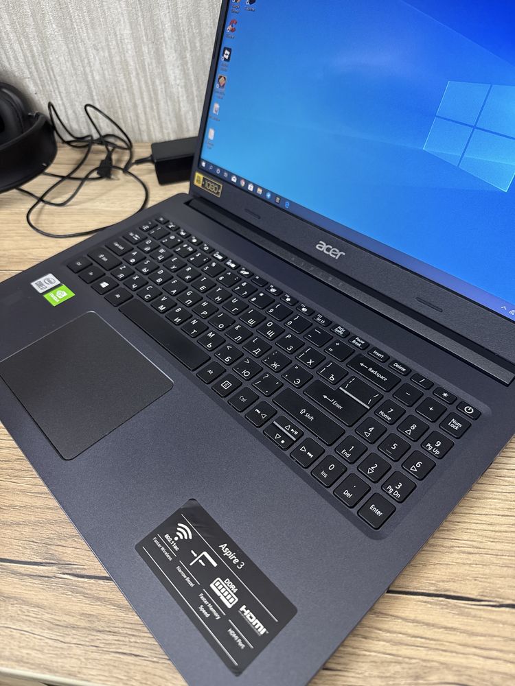 Продам ноутбук Acer Aspire 3 | i7 | MX330 | SSD 237 ГБ | FHD