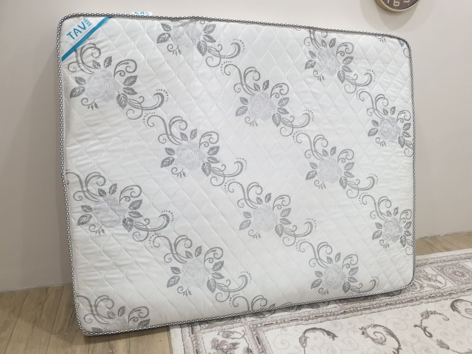 Матрас для кровати