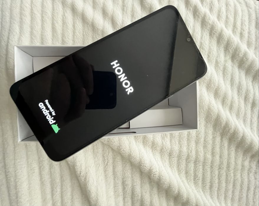 Vând honor x6 64gb 4gb ram nou