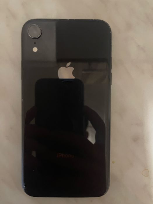 Айфон хр заблокирован