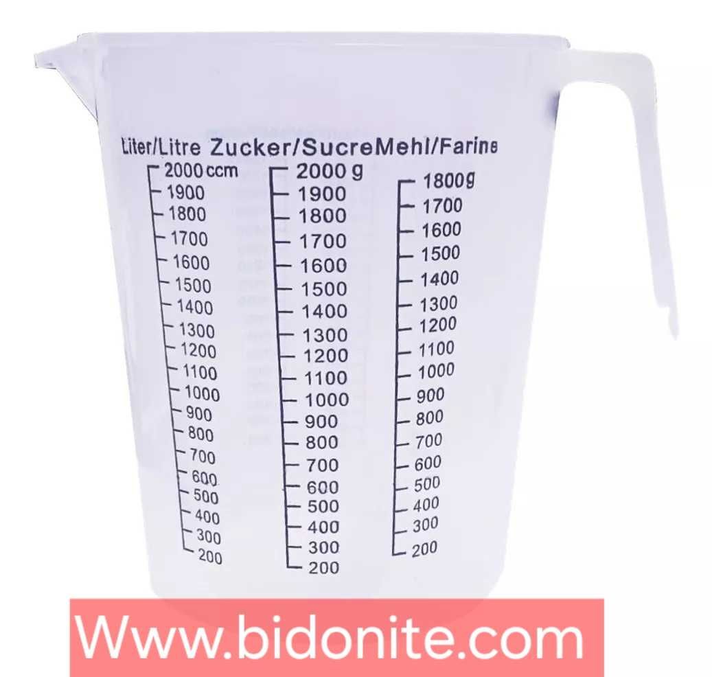 Пластмасова мерителна кана с капацитет 2000ml.