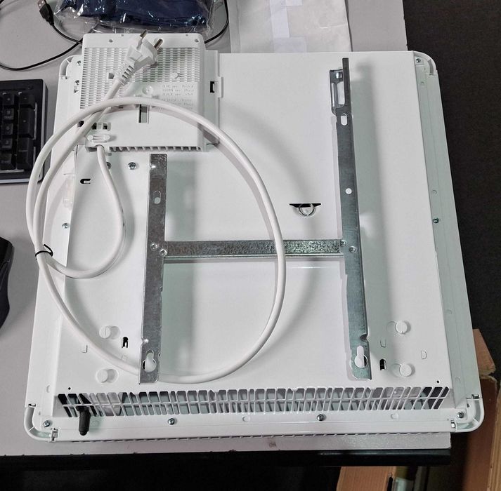 Convector electric Bosch HC 4000-10, 1000W, afisaj LED, timer, alb