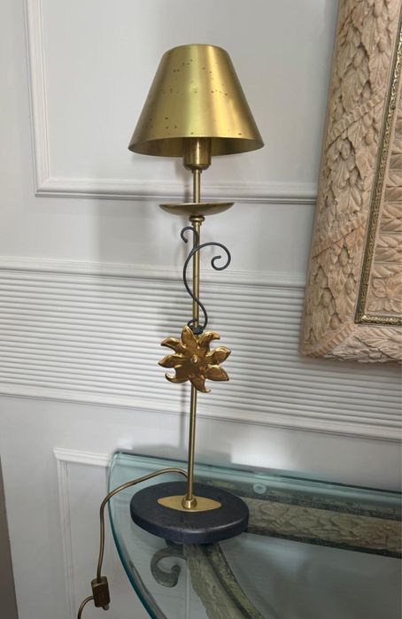 Лампа настольная